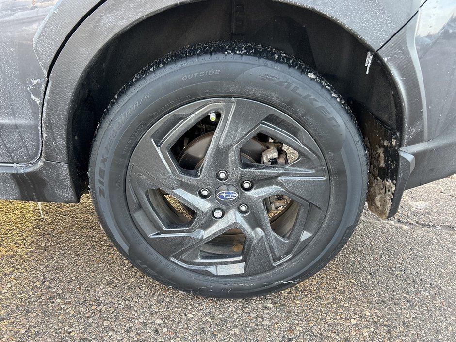 2024 Subaru CROSSTREK ONYX ONE OWNER | CLEAN CARFAX | DEALER MAINTAINED | NEW BATTERY | 2.5 L 182 HP | AWD | AUTOMATIC