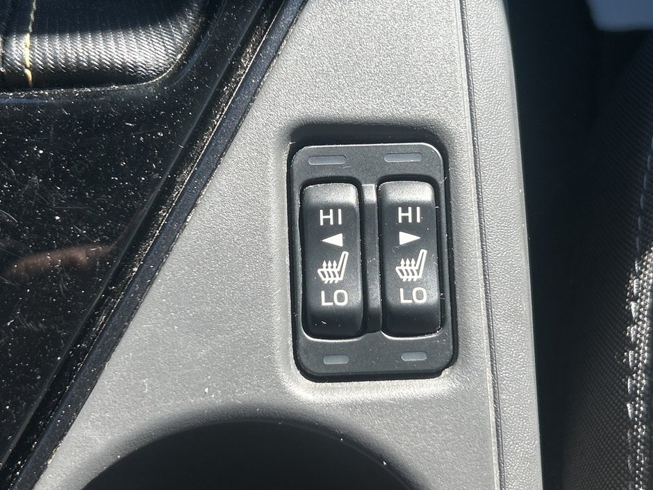 2024 Subaru CROSSTREK ONYX ONE OWNER | DEALER SERVICED | $3352 CARFAX | 2.5L AWD