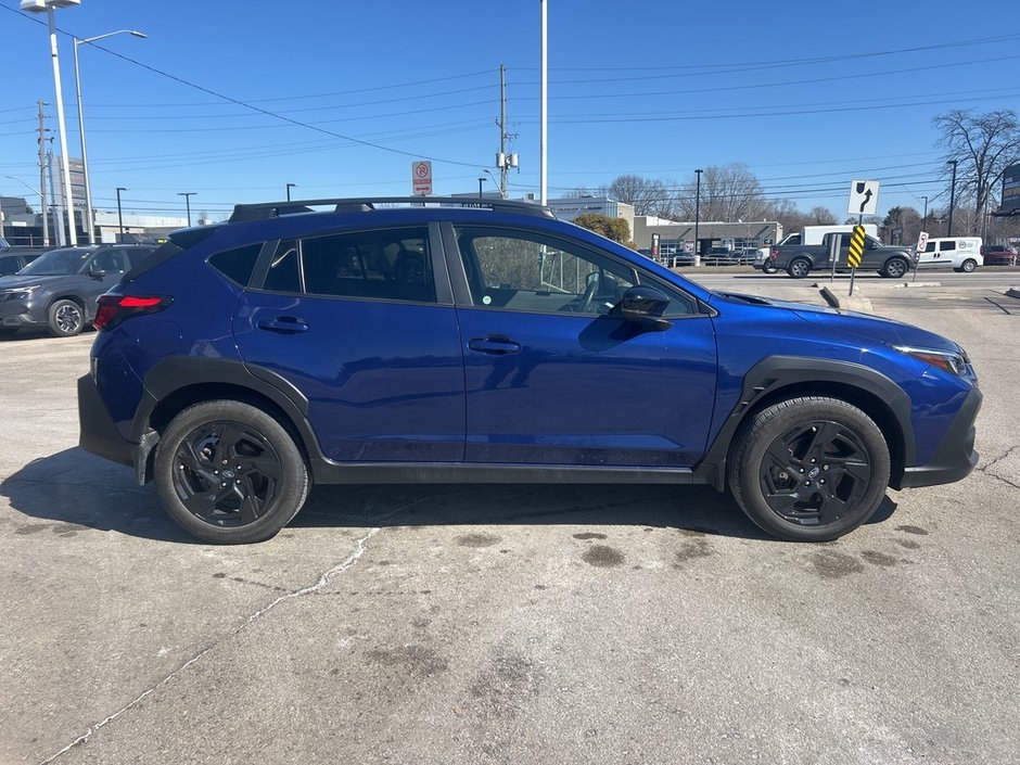 2024 Subaru CROSSTREK ONYX ONE OWNER | DEALER SERVICED | $3352 CARFAX | 2.5L AWD