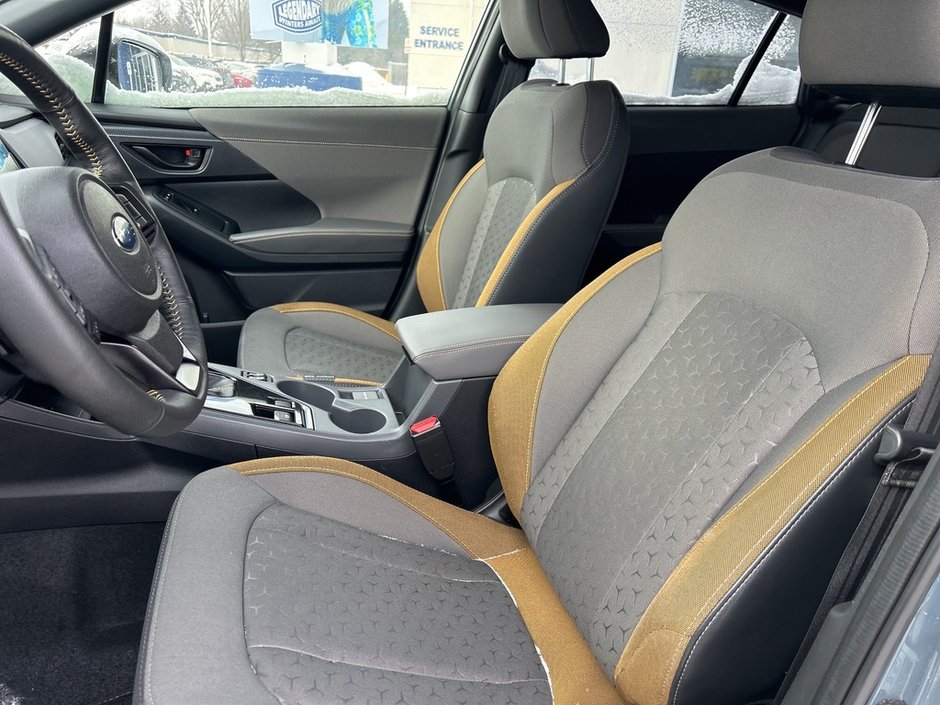 2024 Subaru CROSSTREK ONYX ONE OWNER | NEW FRONT BRAKES | WINTER TIRES INCLUDED  | DEALER SERVICED