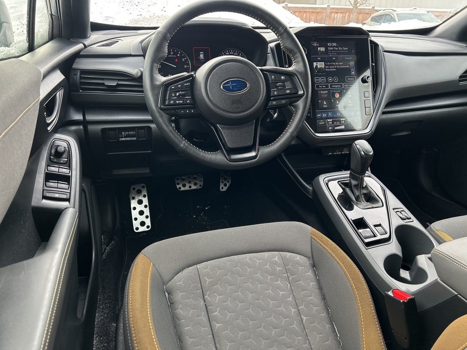 2024 Subaru CROSSTREK ONYX ONE OWNER | NEW FRONT BRAKES | WINTER TIRES INCLUDED  | DEALER SERVICED