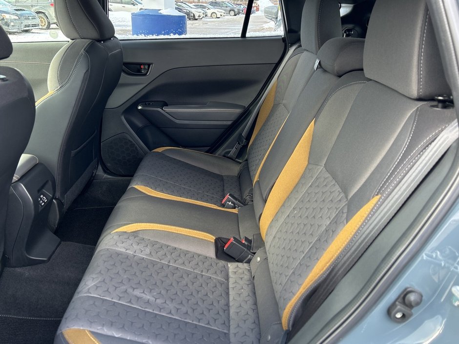 2024 Subaru CROSSTREK ONYX ONE OWNER | LOW MILEAGE | CLEAN CARFAX | DEALER MAINTAINED | AWD | EYESIGHT | CARPLAY |