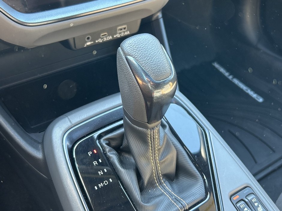 2024 Subaru CROSSTREK ONYX CLEAN CARFAX | AWD | 2.5L SUBARU BOXER® | 182-HP | EYESIGHT | CARPLAY | WIRELESS CHARGING | SUNROOF