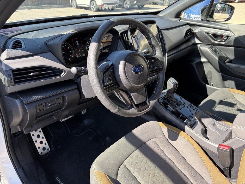 2024 Subaru CROSSTREK ONYX ONE OWNER | CLEAN CARFAX | DEALER MAINTAINED |  2.5L 182-HP SUBARU BOXER® ENGINE | AWD | EYESIGHT