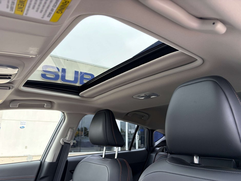 2024 Subaru CROSSTREK LIMITED ONE OWNER | CLEAN CARFAX | FULL DEALER SERVICE