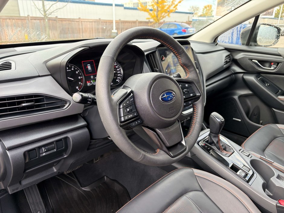 2025 Subaru CROSSTREK LIMITED ONE OWNER | CLEAN CARFAX | AWD | LEATHER SEATS | SUNROOF | HEATED SEATS | CARPLAY