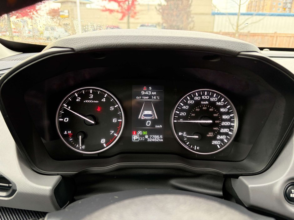 2025 Subaru CROSSTREK LIMITED ONE OWNER | CLEAN CARFAX | AWD | LEATHER SEATS | SUNROOF | HEATED SEATS | CARPLAY