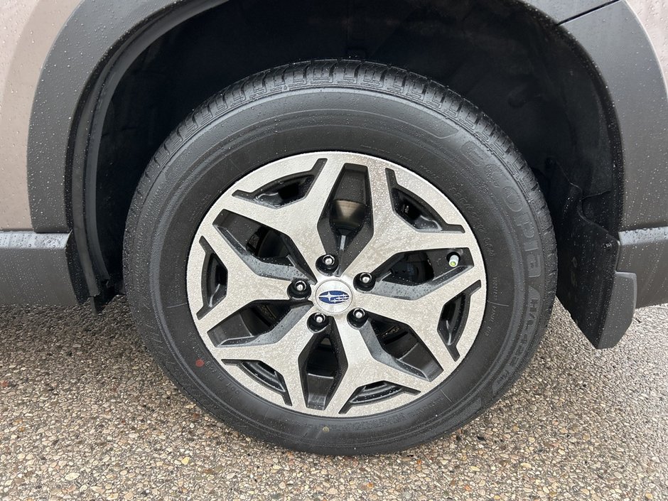 2022 Subaru FORESTER CONVENIENCE CLEAN CARFAX | CARPLAY | AWD | EYESIGHT | HEATED SEATS | X-MODE | 17