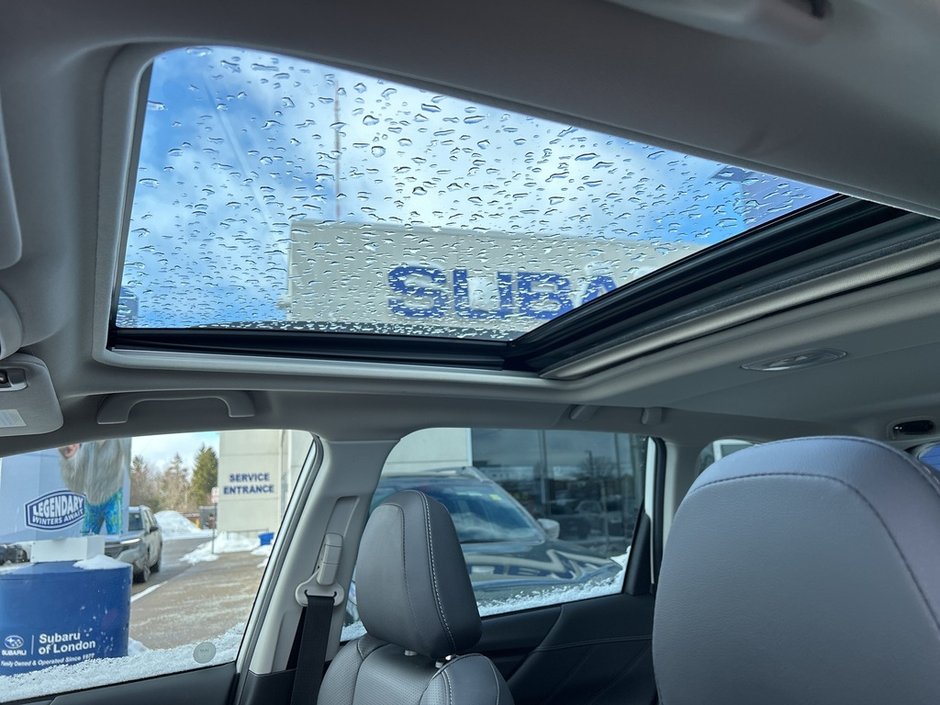 2023 Subaru FORESTER LIMITED LOW MILEAGE | CLEAN CARFAX | DEALER MAINTAINED | AWD | X-MODE® | CARPLAY | HARMAN KARDON® |