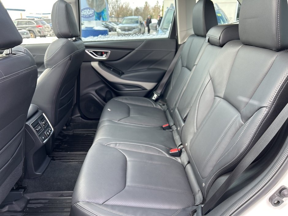 2023 Subaru FORESTER LIMITED LOW MILEAGE | CLEAN CARFAX | DEALER MAINTAINED | AWD | X-MODE® | CARPLAY | HARMAN KARDON® |