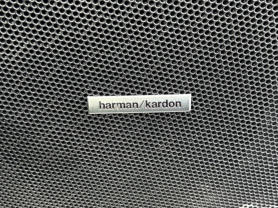 2023 Subaru FORESTER LIMITED LOW MILEAGE | CLEAN CARFAX | DEALER MAINTAINED | AWD | X-MODE® | CARPLAY | HARMAN KARDON® |