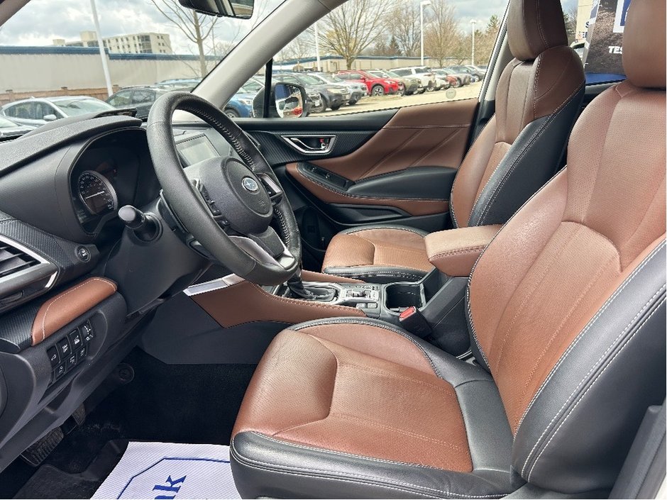 Subaru FORESTER PREMIER 2024