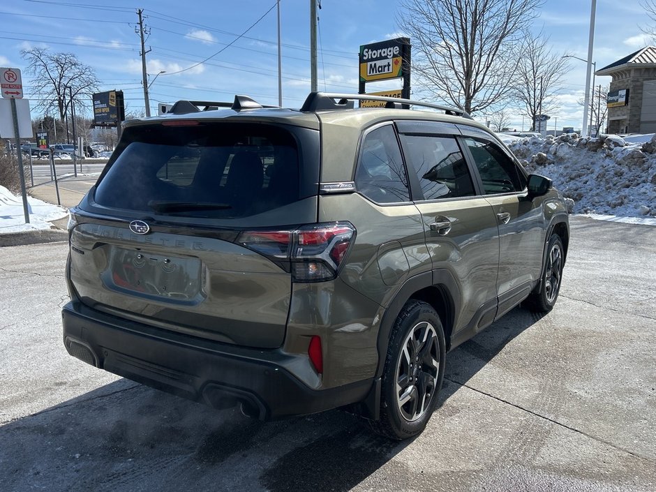 2025 Subaru FORESTER LIMITED ONE OWNER | CLEAN CARFAX | FULL DEALER SERVICE | AWD