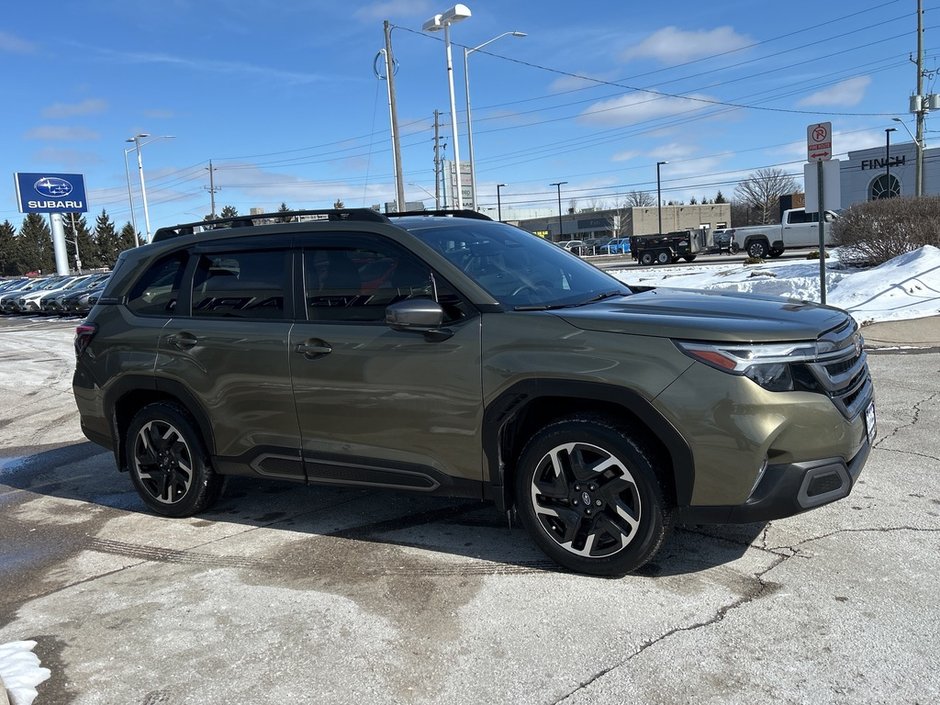 2025 Subaru FORESTER LIMITED ONE OWNER | CLEAN CARFAX | FULL DEALER SERVICE | AWD