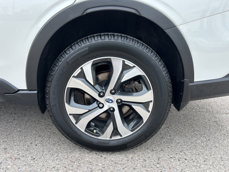 2021 Subaru Outback LIMITED NEW BRAKES | NEW TIRES | ONE OWNER | NO ACCIDENTS | LEATHER | SUNROOF | GPS | HEATED SEATS | AWD
