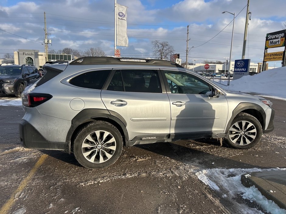 Subaru Outback LIMITED 2023