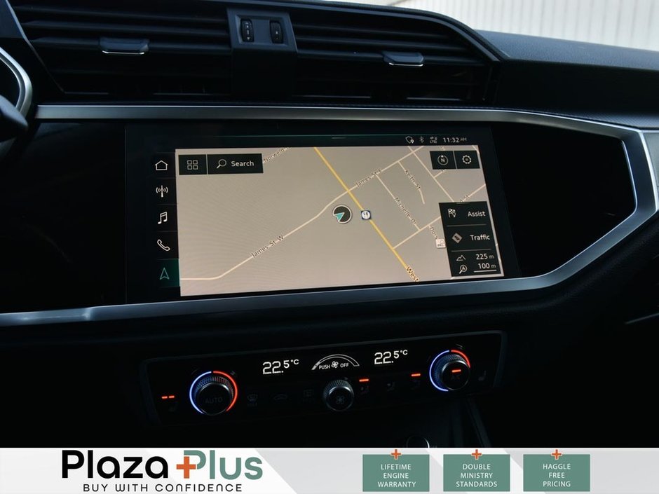 2019 Audi Q3 TECHNIK | S-LINE | MOONROOF | B&O PREMIUM SOUND | HEATED FRONT SEATS | |