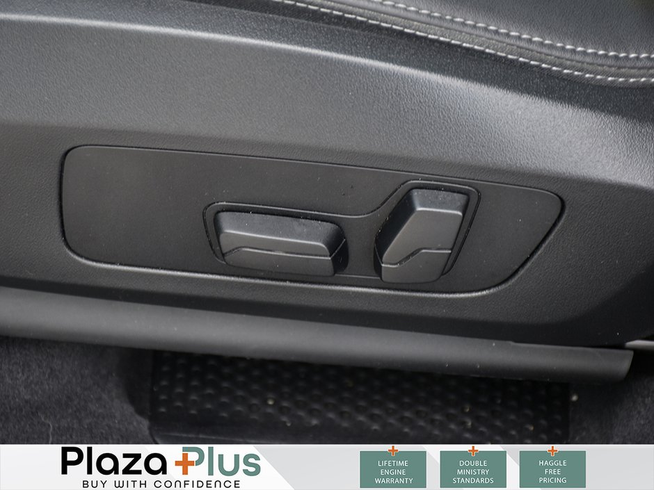 2024 BMW X1 xDrive28i | LOW KILOMETERS | HEATED FRONT SEATS | ANDROID AUTO & APPLE CARPLAY | MOONROOF |