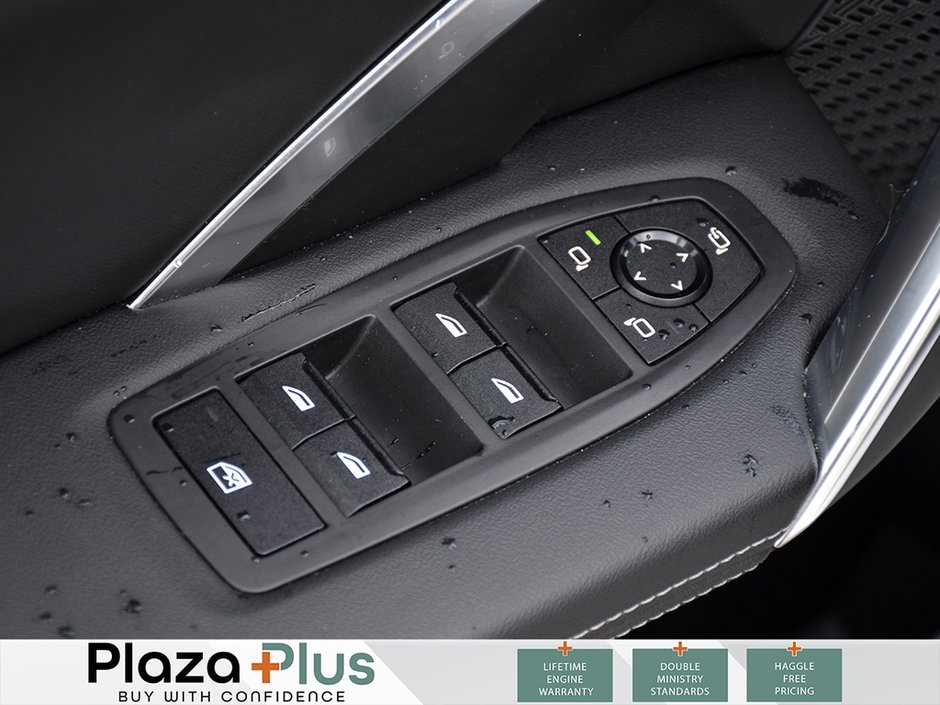 2024 BMW X1 xDrive28i | LOW KILOMETERS | HEATED FRONT SEATS | ANDROID AUTO & APPLE CARPLAY | MOONROOF |