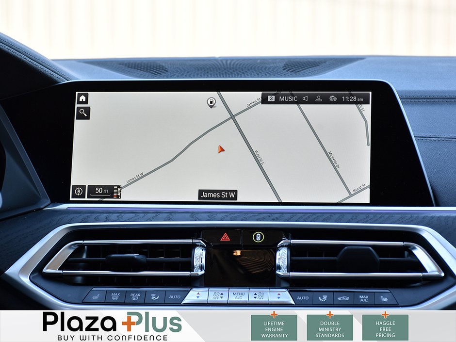 2022 BMW X7 xDrive40i | 7 PASSENGER | MOONROOF | ALL AROUND HEATED SEATS | REMOTE START | POWER SEATS ALL AROUND |