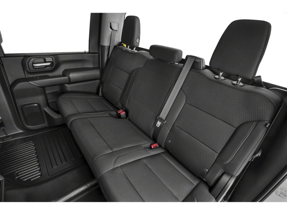 2024 Chevrolet SILVERADO 2500HD CUSTOM | 2500 | 6.6L V8 | CLEAN CARFAX | APPLE CARPLAY AND ANDROID AUTO | BED CAP | PUSH BUTTON START |