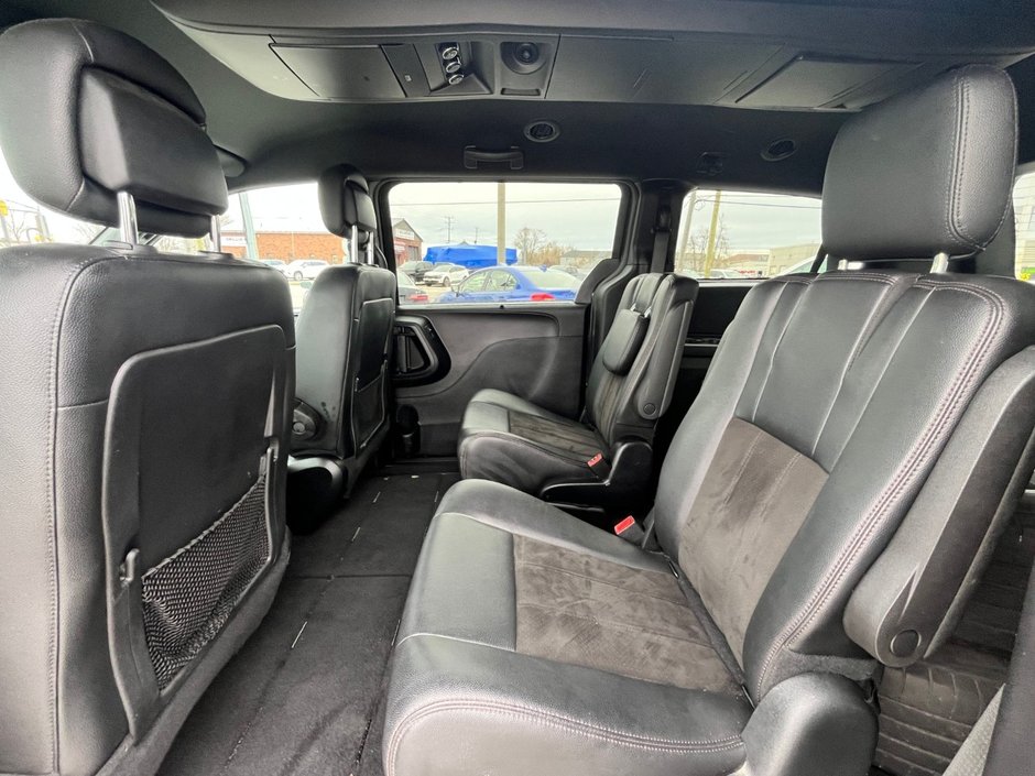 2019 Dodge GRAND CARAVAN 35TH ANNIVERSARY-19