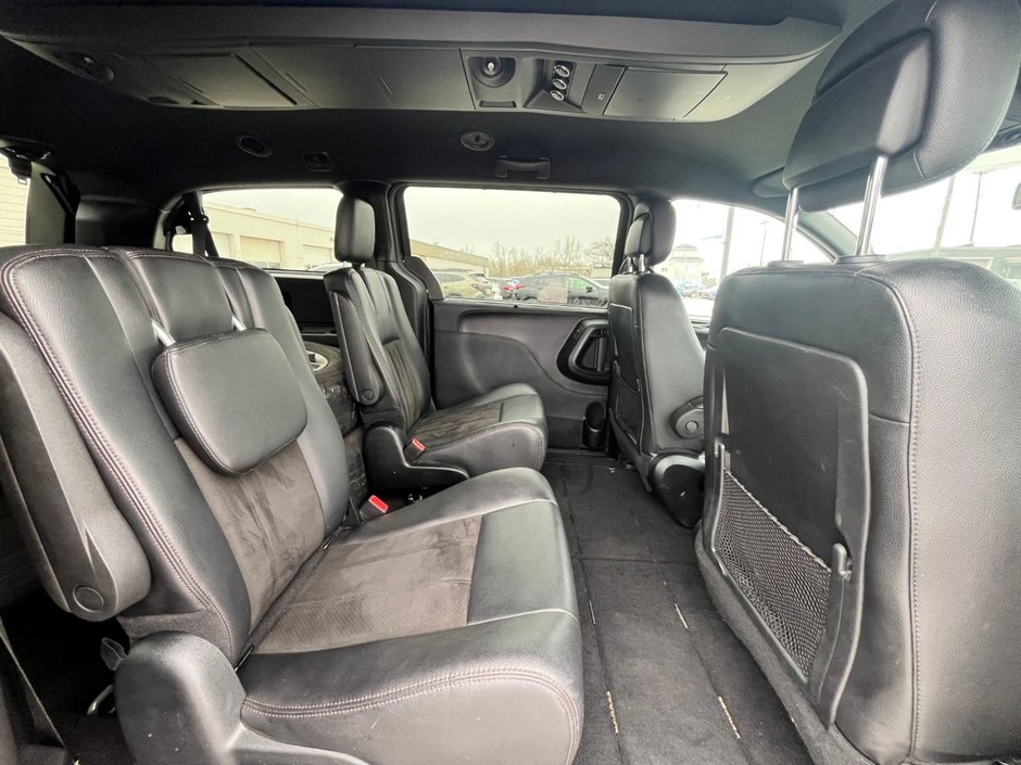 2019 Dodge GRAND CARAVAN 35TH ANNIVERSARY-21