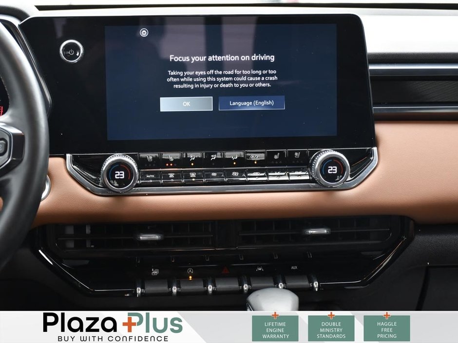 2025 GMC CANYON AT4-13