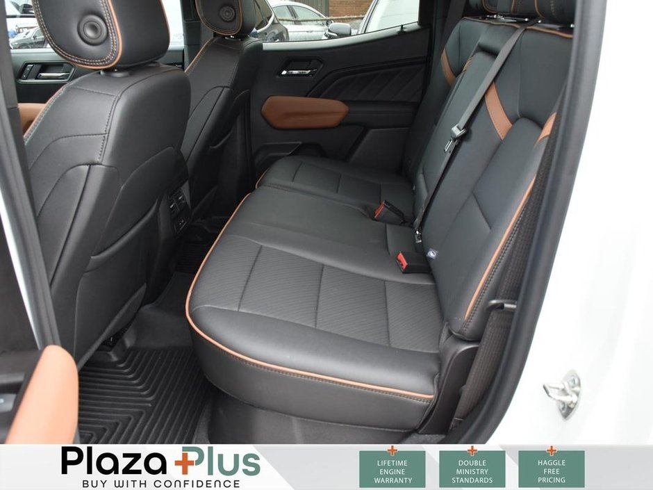 2025 GMC CANYON AT4-12