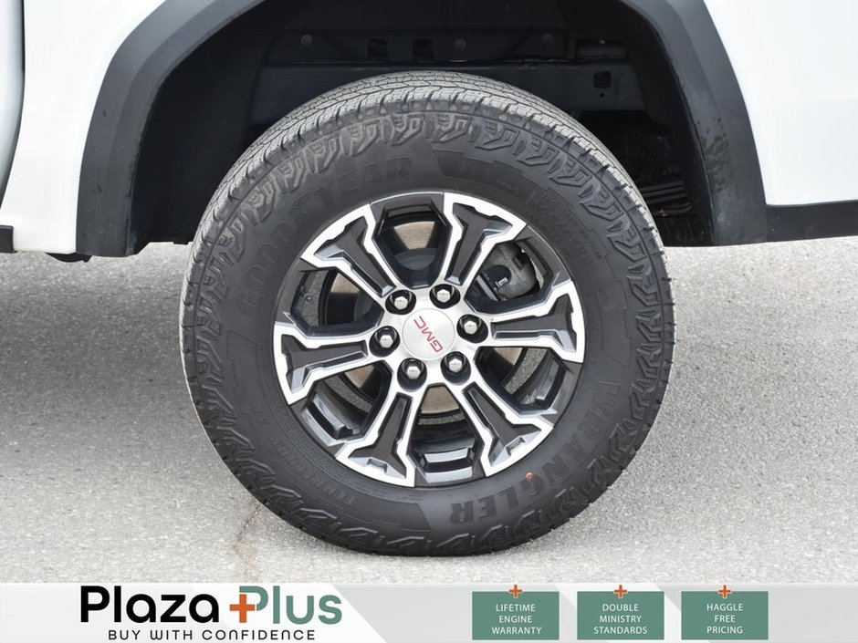 2025 GMC CANYON AT4-5