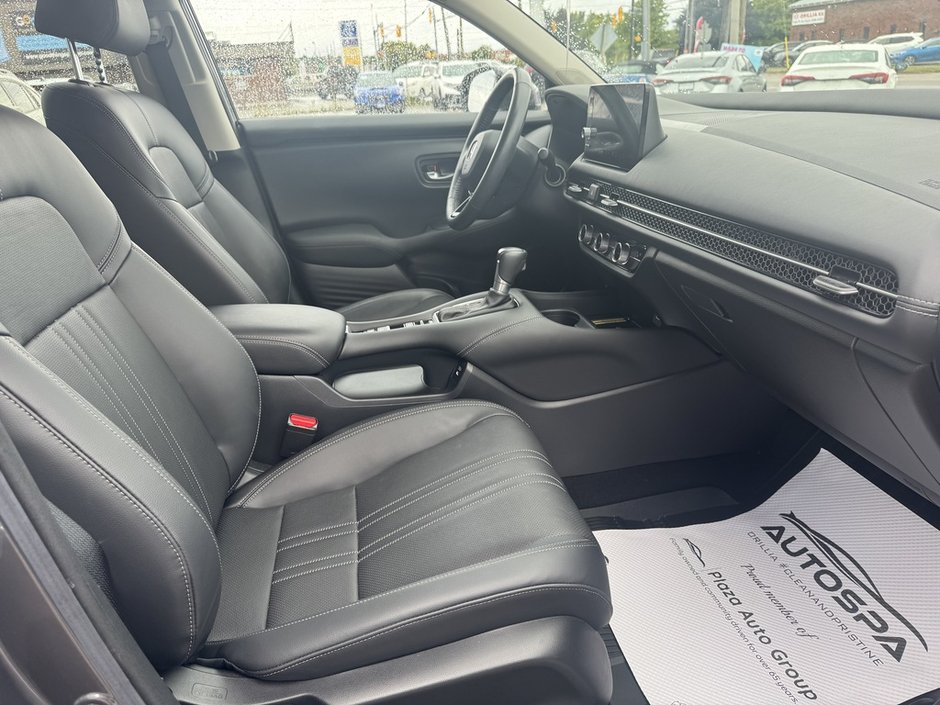 2024 Honda HR-V EX-L Navi | ONLY 14500KMS | REMOTE START | DUAL-ZONE CLIMATE CONTROL | ADAPTIVE CRUISE |