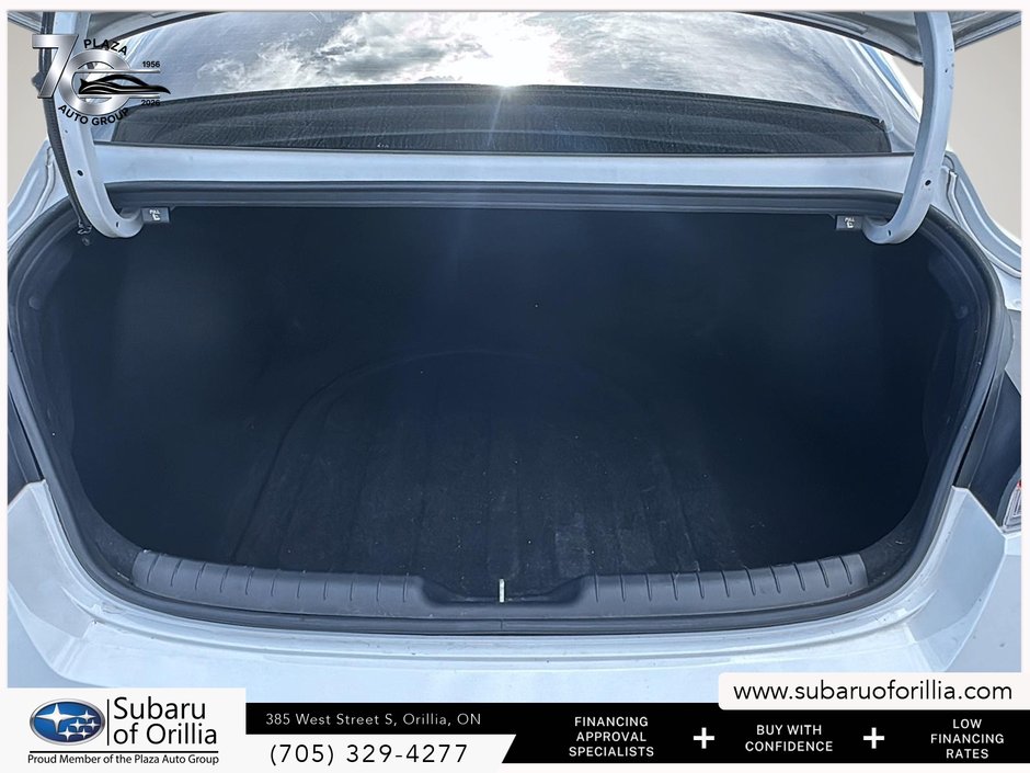 2024 Hyundai Elantra Luxury