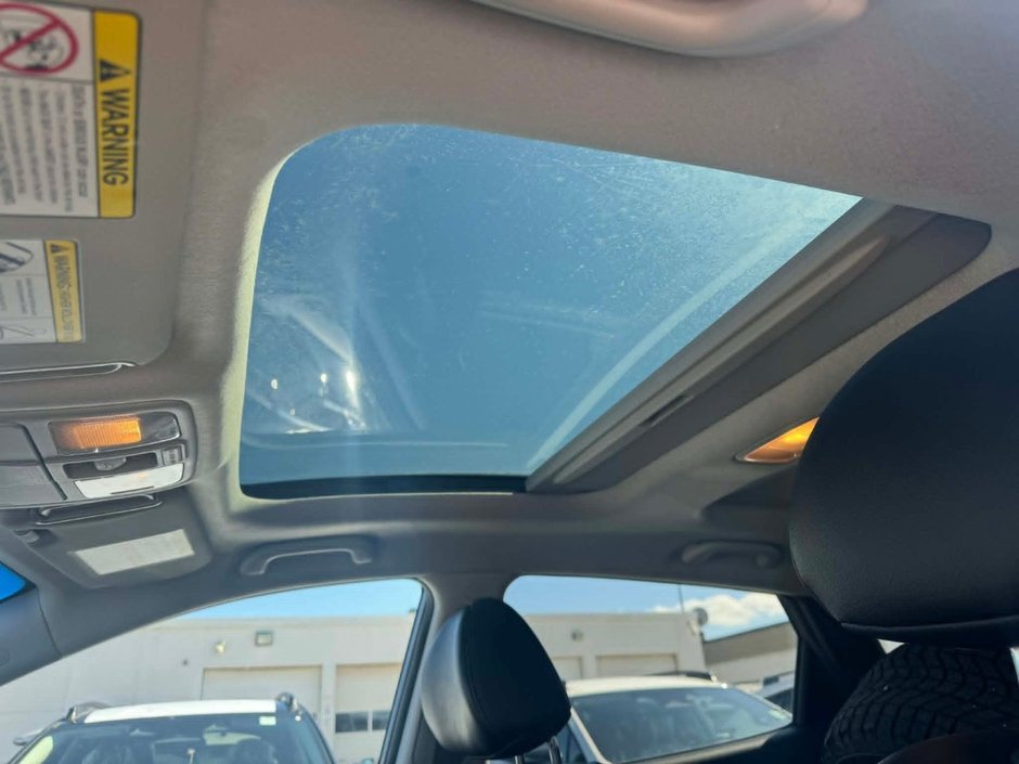 2014 Hyundai TUCSON GLS | CLEAN CARFAX | TWO SETS OF TIRES ON RIMS | HEATED SEATS | CRUISE CONTROL | SUNROOF |