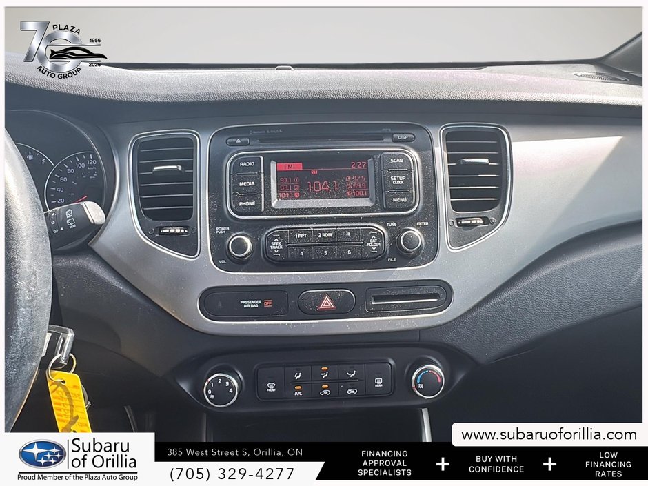 2014 Kia Rondo LX
