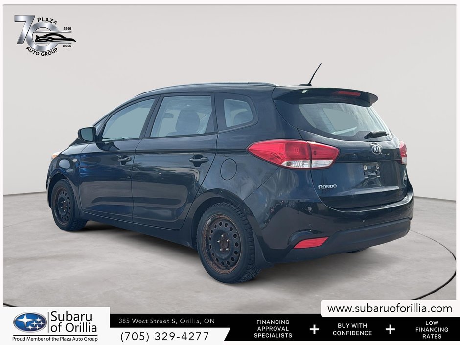 2014 Kia Rondo LX