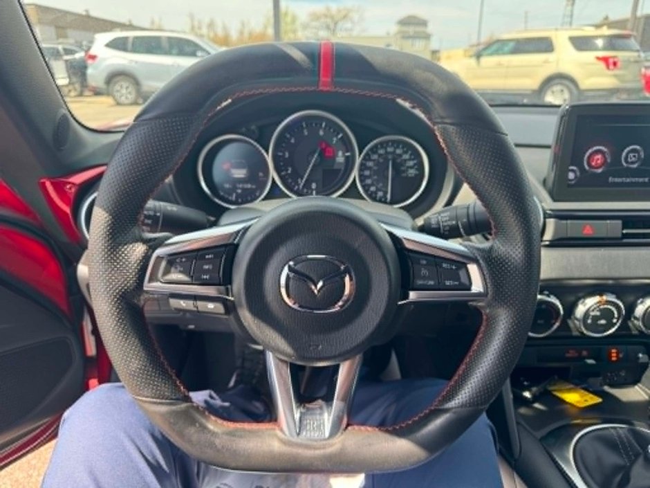2022 Mazda MX-5 GT CLEAN CARFAX | CONVERTIBLE | 6-SPEED MANUAL | PUSH BUTTON START |