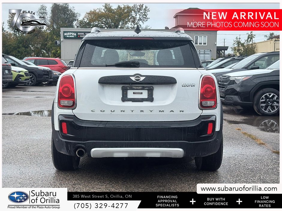2017 MINI Cooper Countryman BASE | MANUAL | HEATED SEATS | SUNROOF | KEYLESS ENTRY |