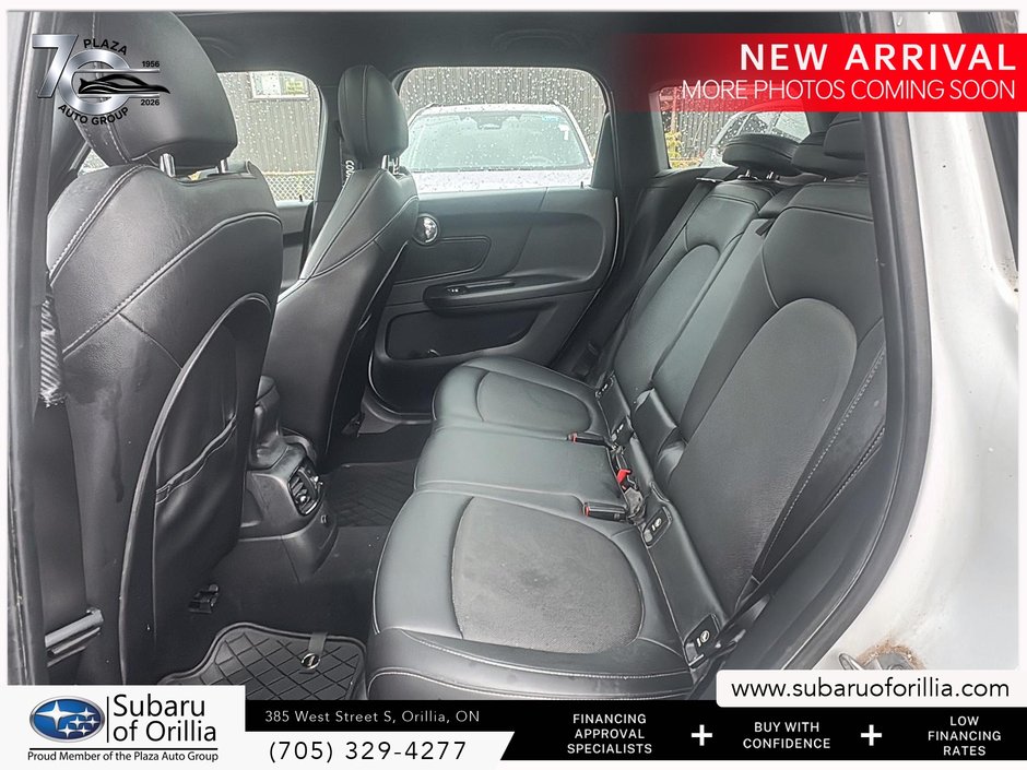 2017 MINI Cooper Countryman BASE | MANUAL | HEATED SEATS | SUNROOF | KEYLESS ENTRY |