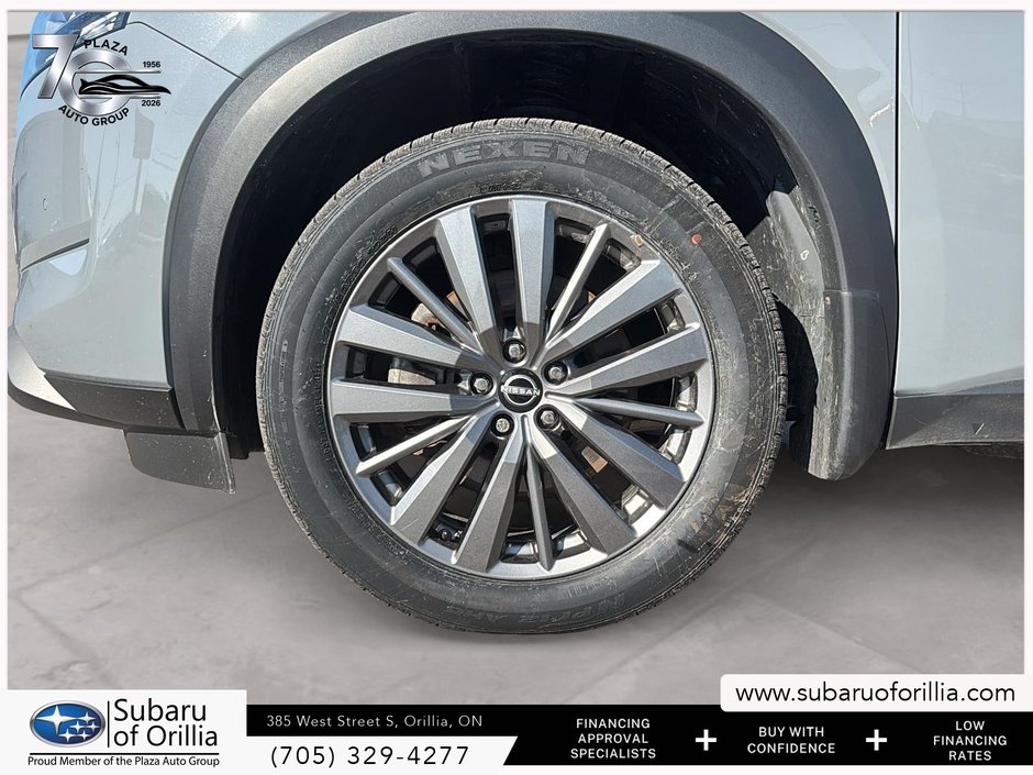 2024 Nissan Pathfinder SL | 8 SEATS | REAR CLIMATE CONTROLS | SUNROOF | APPLE CARPLAY & ANDROID AUTO |