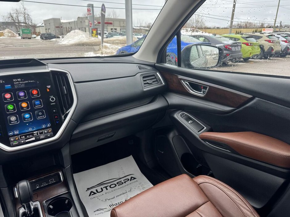 2023 Subaru ASCENT PREMIER | HEATED AND COOLED SEATS | CLEAN CARFAX | TWO SETS OF TIRES ON ALLOYS | SUNROOF |