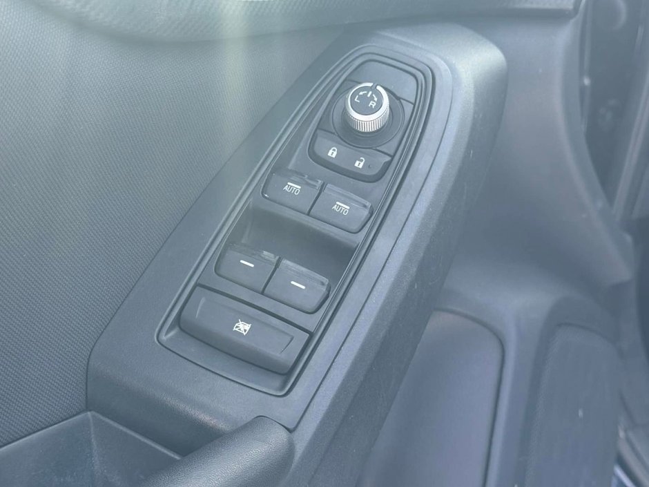 2019 Subaru CROSSTREK TOURING | LOW KMS | HEATED FRONT SEATS | CLEAN CARFAX | APPLE CARPLAY & ANDROID AUTO |