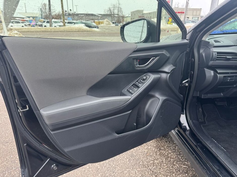 2024 Subaru CROSSTREK TOURING | CLEAN CARFAX | HEATED STEERING AND FRONT SEATS | ADAPTIVE CRUISE CONTROL | 11.6