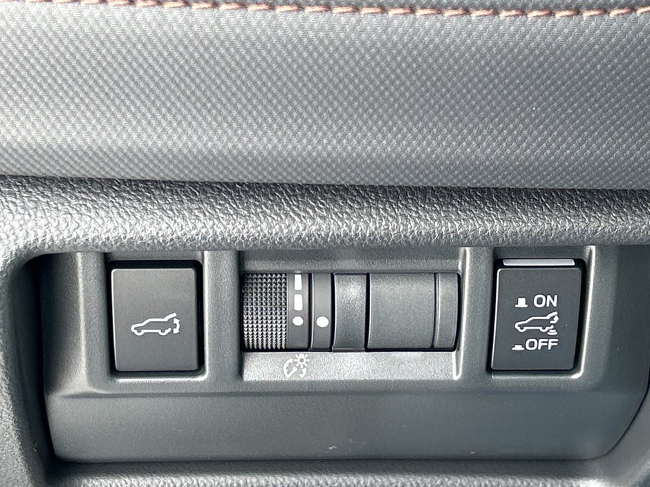 2025 Subaru Forester Premier-17