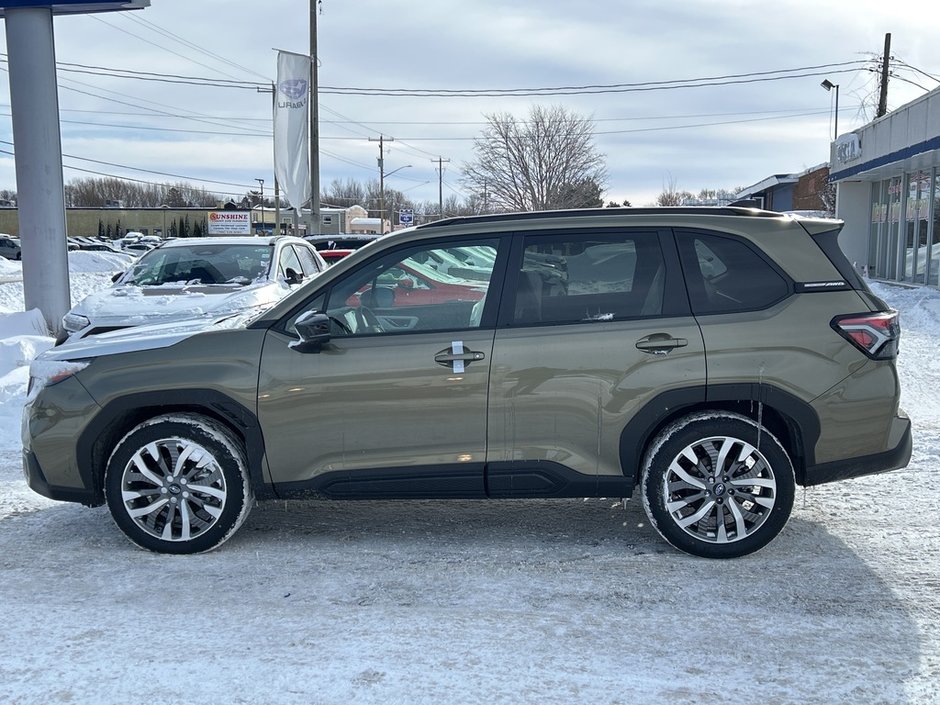 2025 Subaru Forester Premier-2