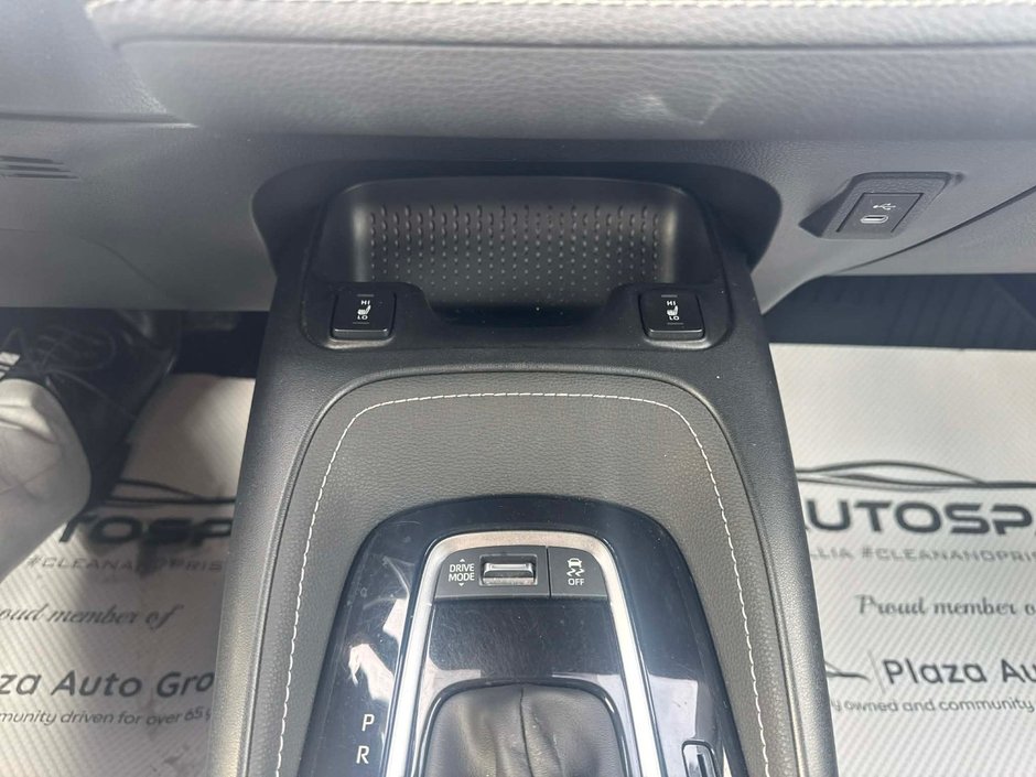 2024 Toyota COROLLA HATCHBACK BASE | FUEL EFFICIENT  | ADAPTIVE CRUISE | TWO SETS OF TIRES | APPLE CARPLAY & ANDROID AUTO |