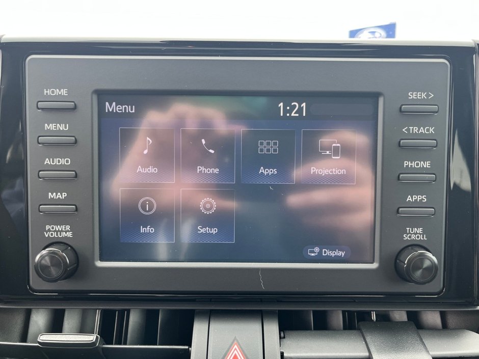2020 Toyota RAV4 HYBRID XLE | LOW KMS | HEATED SEATS & STEERING WHEEL | HYBRID | ADAPTIVE CRUISE CONTROL | NAVIGATION |