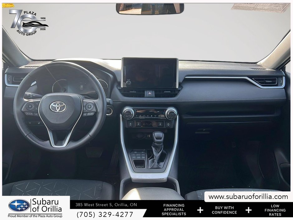 2023 Toyota RAV4 XLE | CLEAN CARFAX | HEATED SEATS | RUBBER MATS | SUNROOF |