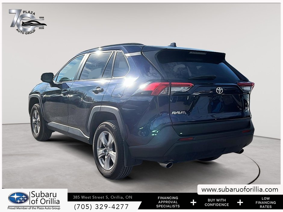 2023 Toyota RAV4 XLE | CLEAN CARFAX | HEATED SEATS | RUBBER MATS | SUNROOF |