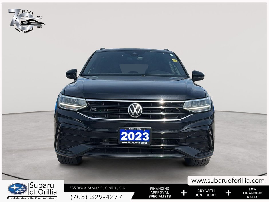 2023 Volkswagen Tiguan Comfortline R-Line Black Edition | DUAL ZONE CLIMATE CONTROL | HEATED SEATS | SELECTABLE DRIVE MODES | SUNROOF |
