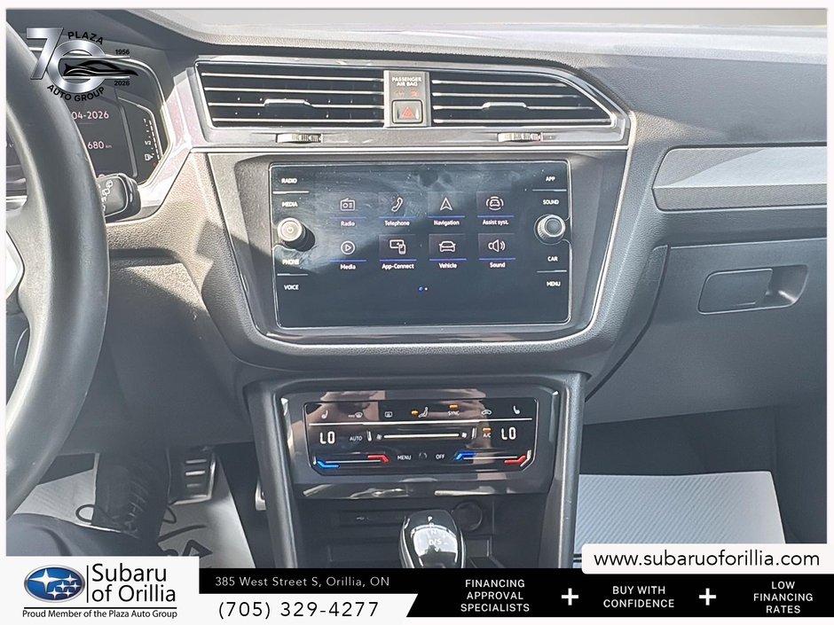 2023 Volkswagen Tiguan Comfortline R-Line Black Edition | DUAL ZONE CLIMATE CONTROL | HEATED SEATS | SELECTABLE DRIVE MODES | SUNROOF |